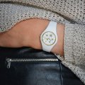 White and gold ladies quartz watch with stars dial 秋冬款式 Ice-Watch